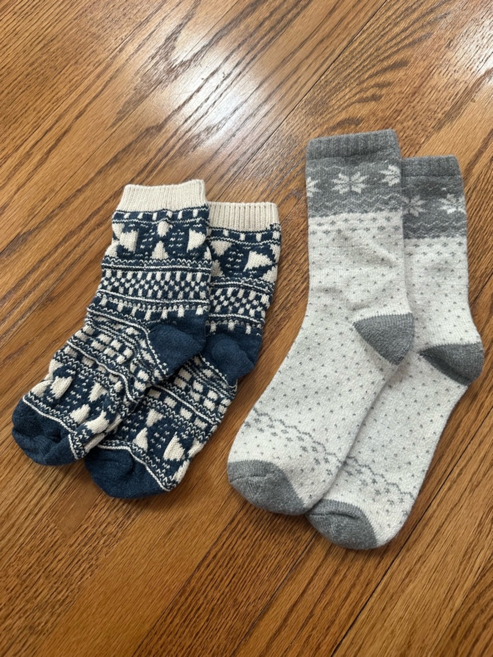 JCrew Fair Isle set of 2 - Cozy Patterned Wool-Blend Crew Socks - Navy & Gray